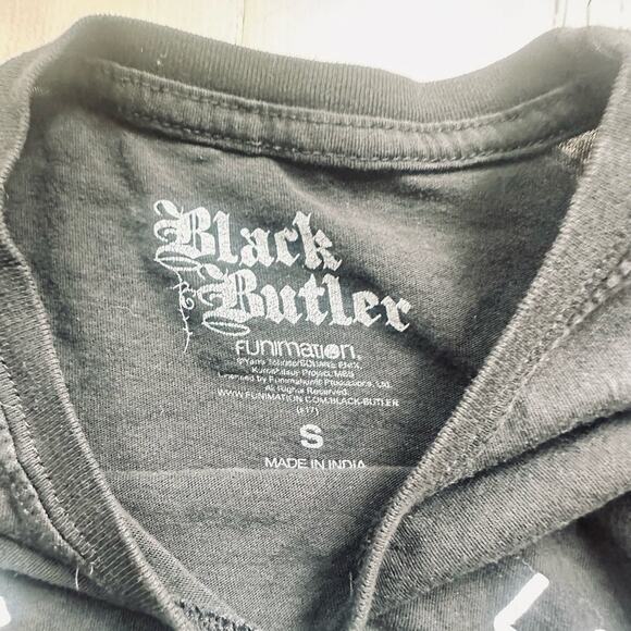 Anime Bundle of 2 T-shirts Small Crew neck black Casual Funimation - Picture 3 of 5